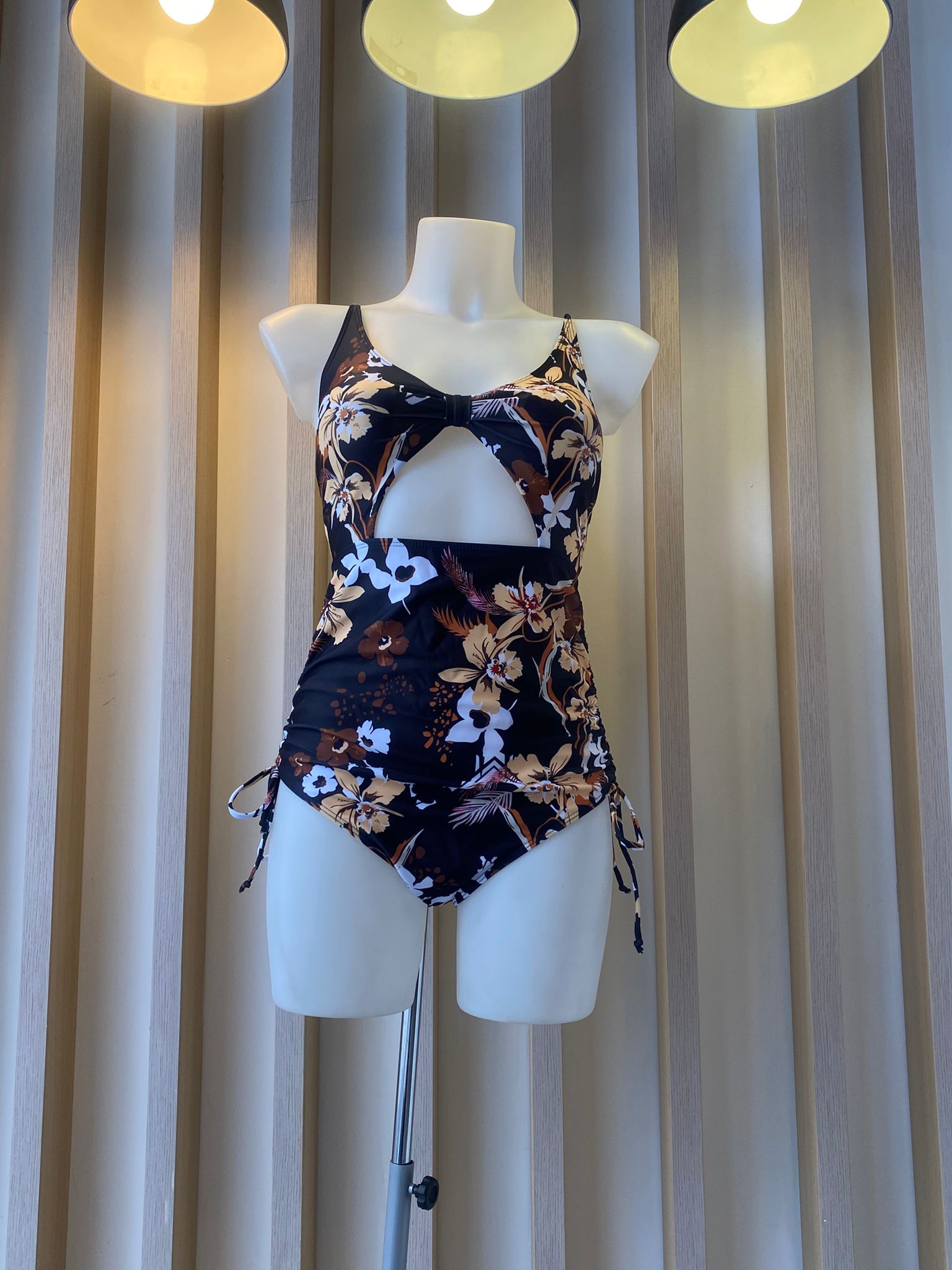 Flower bloom printing swimsuit (MAR-2028)