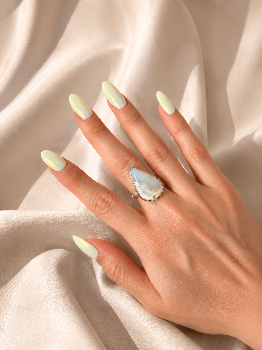 Moonstone silver ring (GL-0014)
