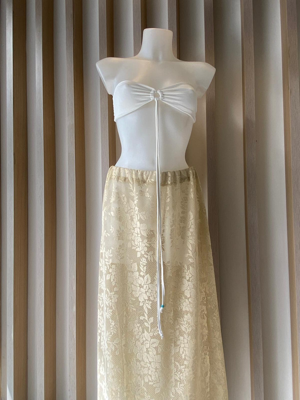 Sand Dune Lace Skirt (EW-3003)